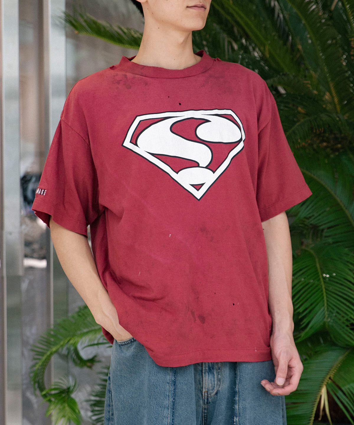 SS TEE / ？