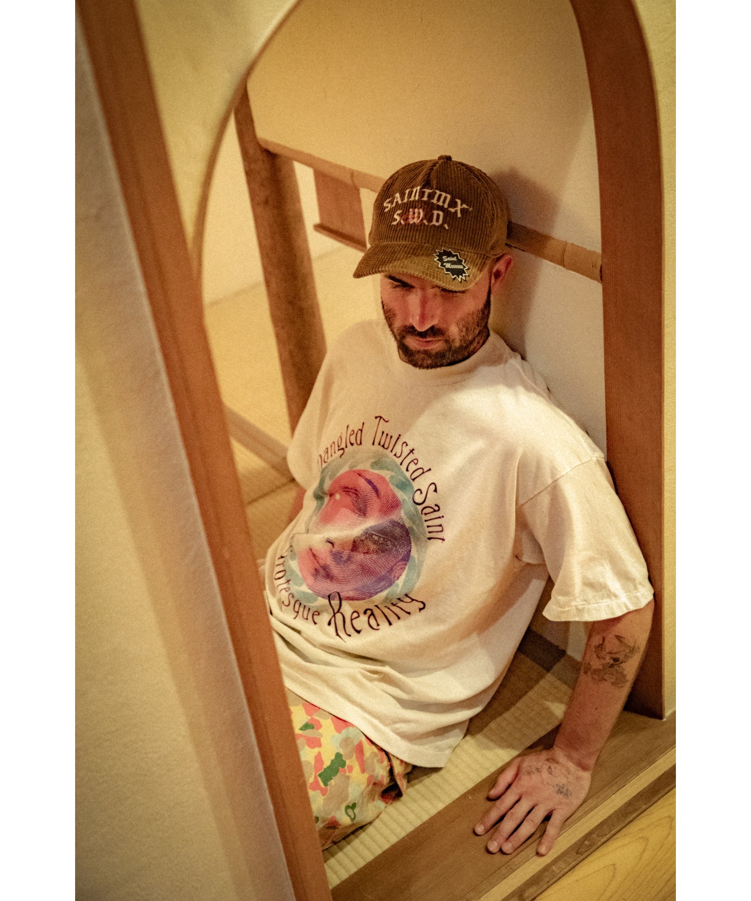 SW_SS T-SHIRT/TWISTED SAINT/WHT