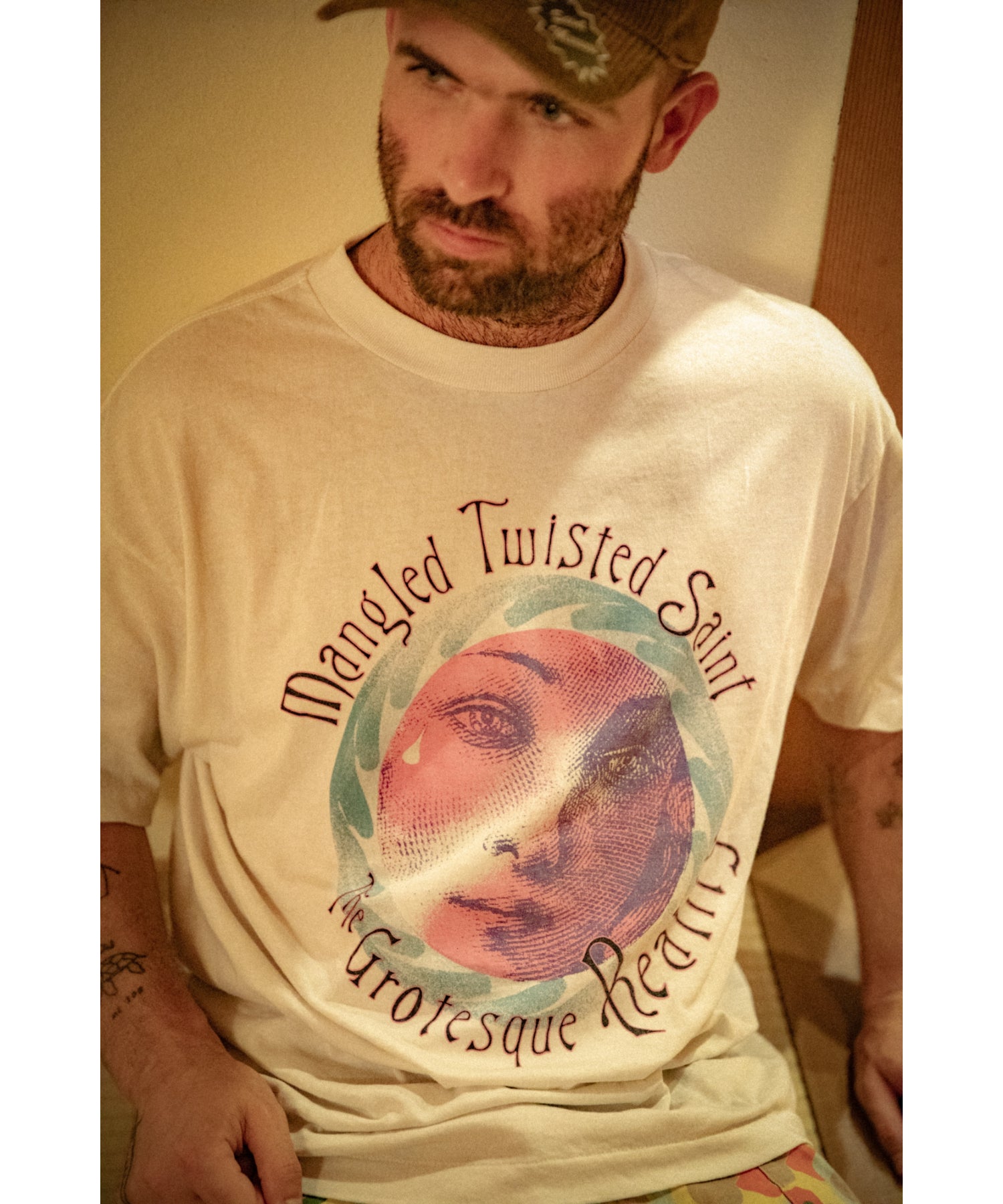 SW_SS T-SHIRT/TWISTED SAINT/WHT