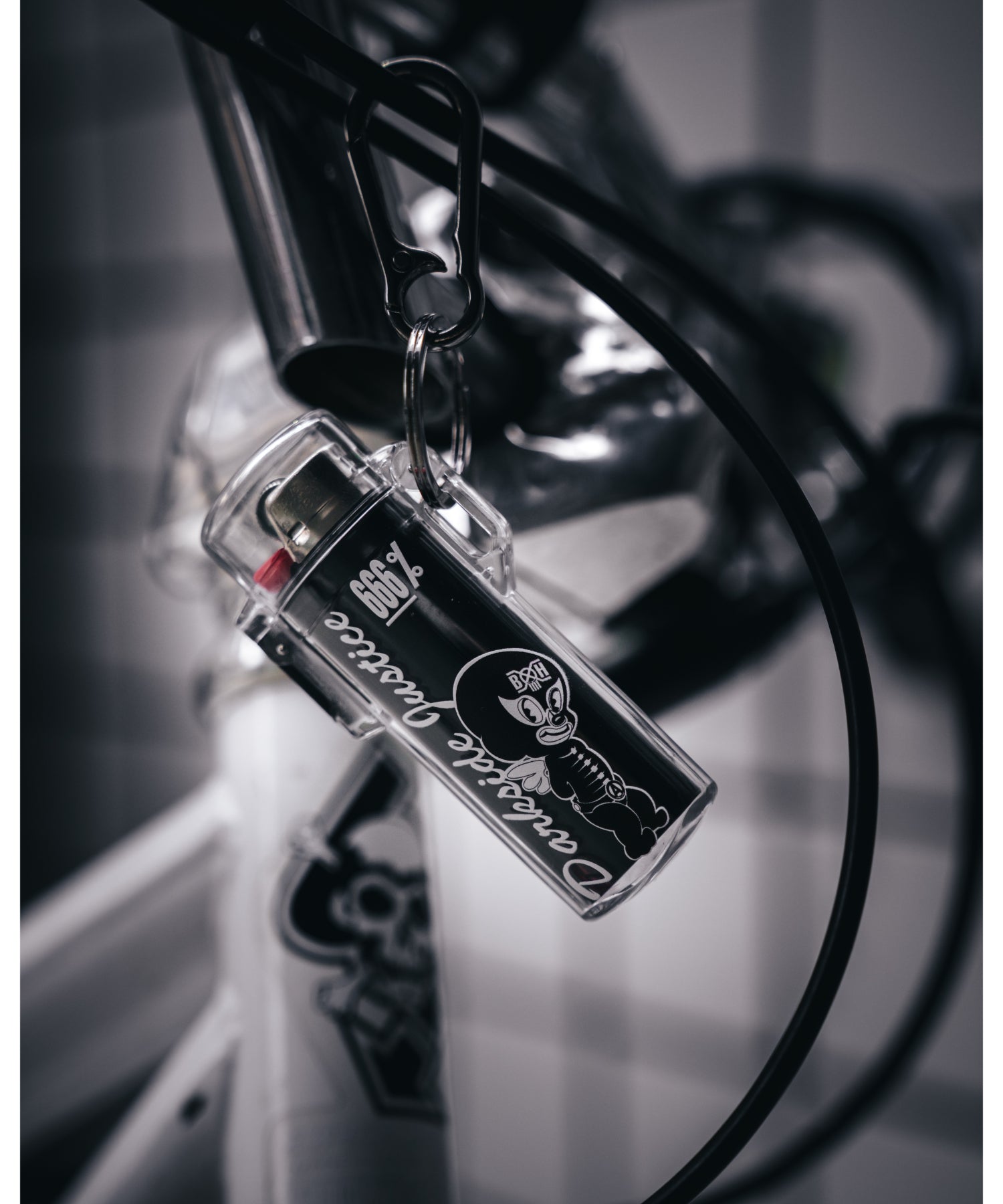 BH_LIGHTER CASE/MASK MIC/CLR