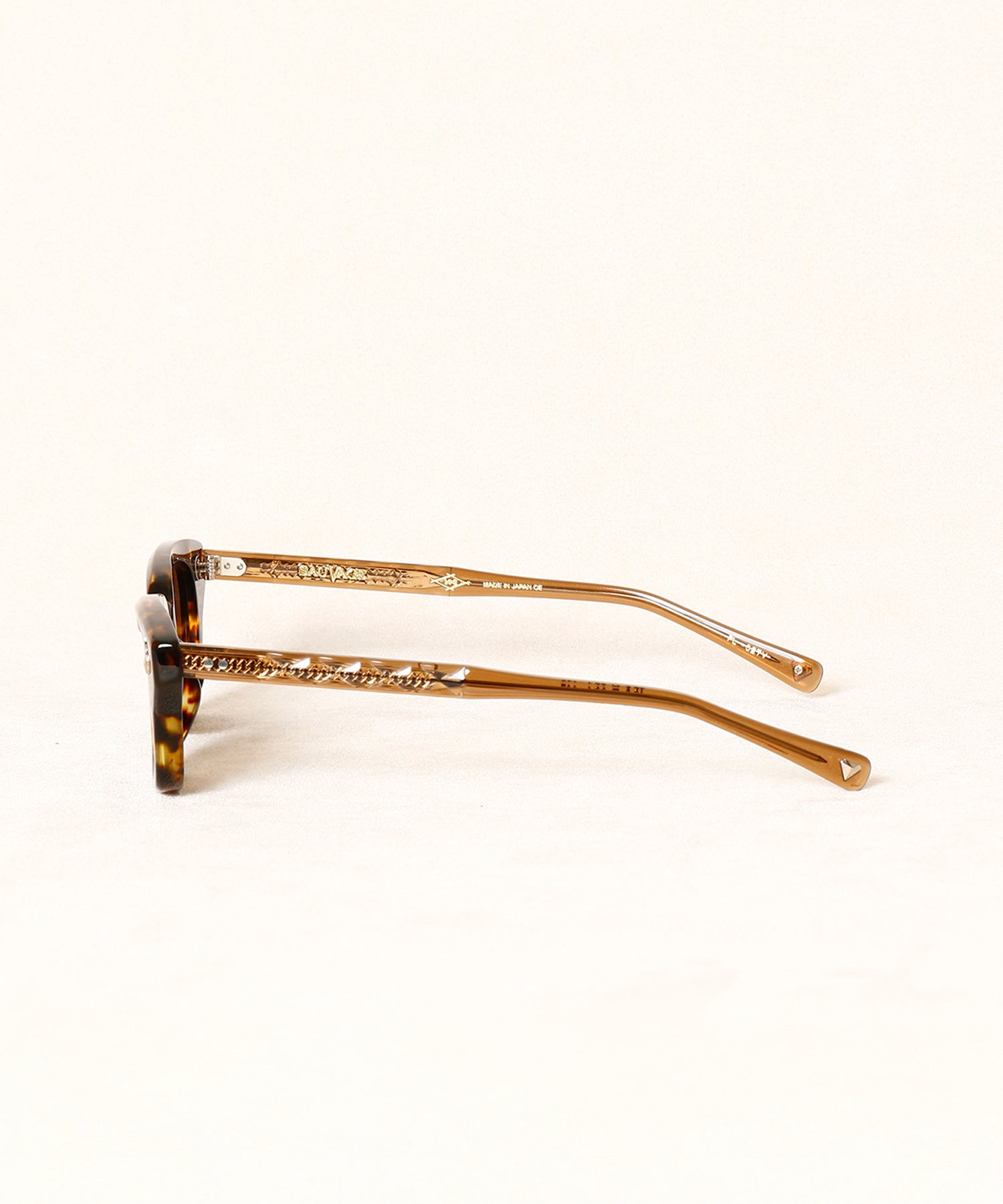 Lady Jane / Brown Tortoise