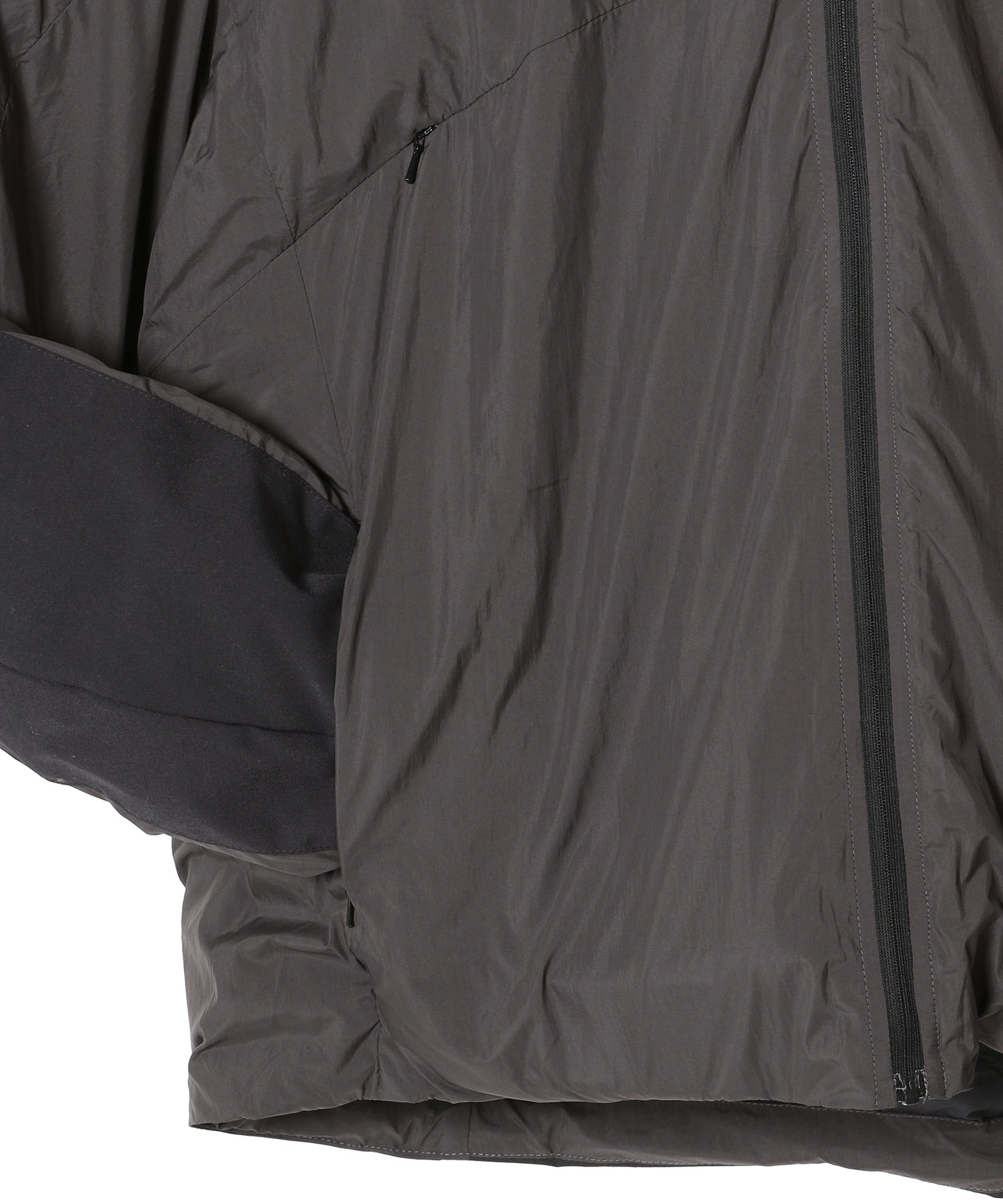 ORGANIZED HOODED PADDED BLOUSON / NYLON TAFFETA
