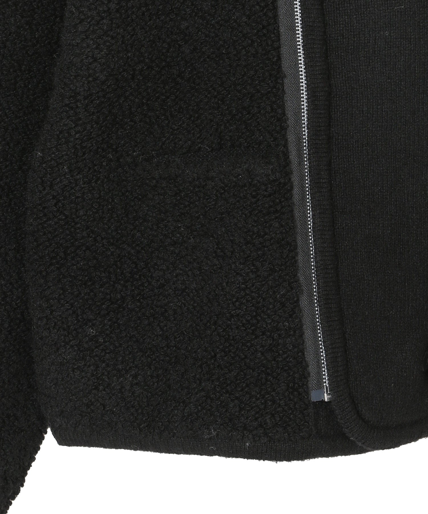 ORGANIZED CARDIGAN / WOOLEN YARN