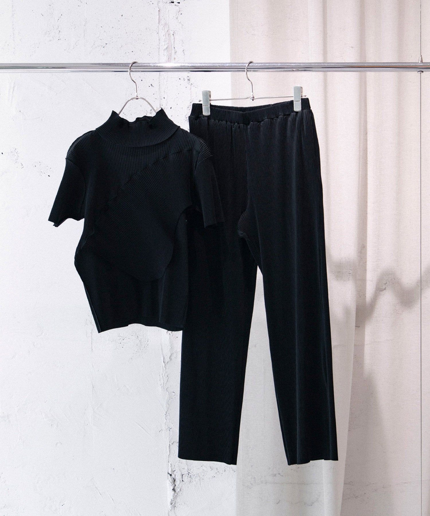 TODO WAVE TOP *SHORTSLEEVE HIG