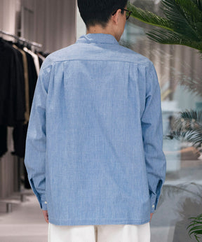 Unlikely Open Collar Work Chambray with Flower