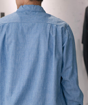 Unlikely Open Collar Work Chambray with Flower
