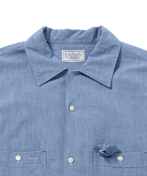 Unlikely Open Collar Work Chambray with Flower