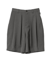 8 TUCK WIDE SHORT PANTS