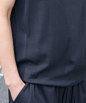 Wair SLEEVELESS KNIT