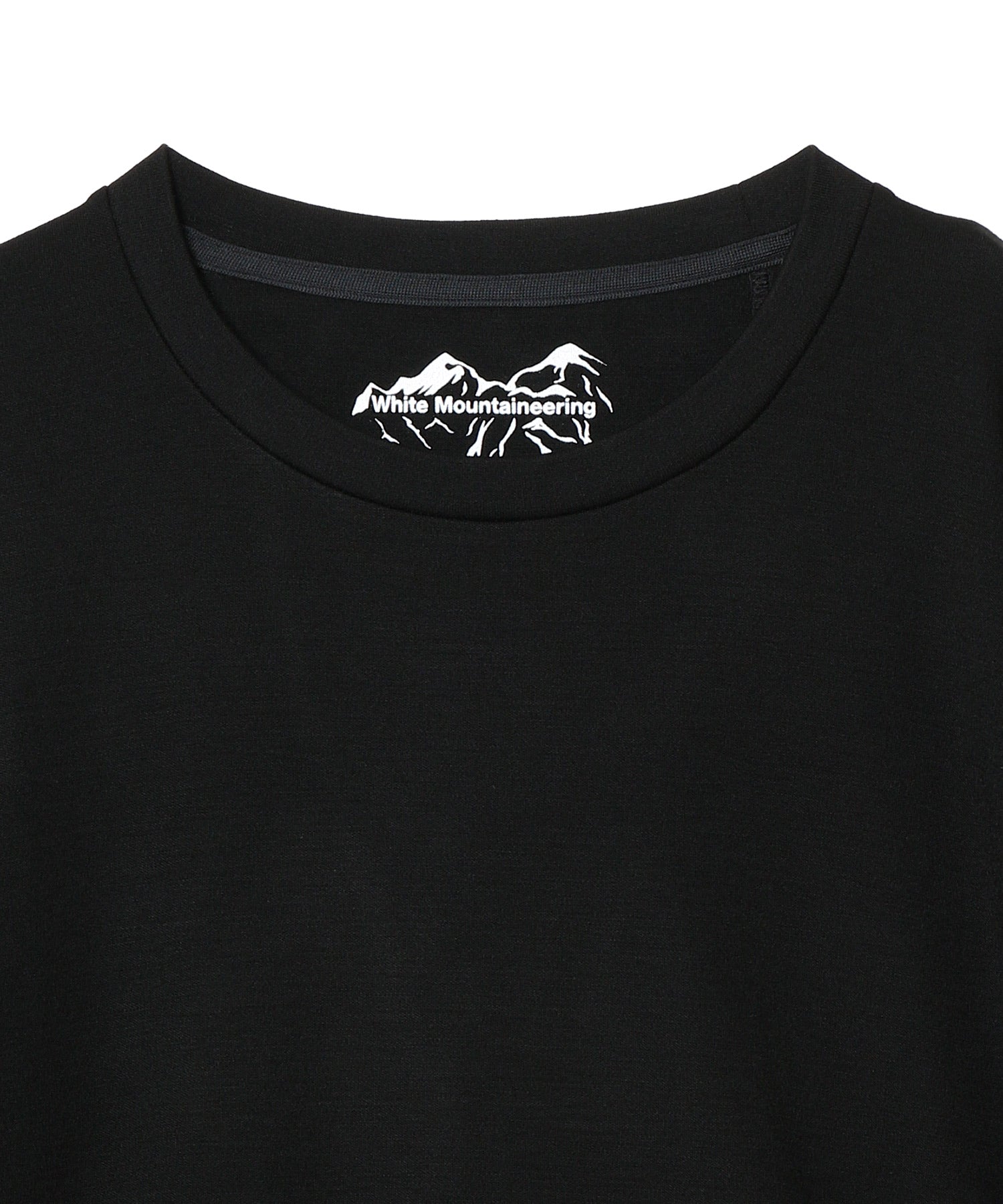 CREW NECK LONG SLEEVE T-SHIRT