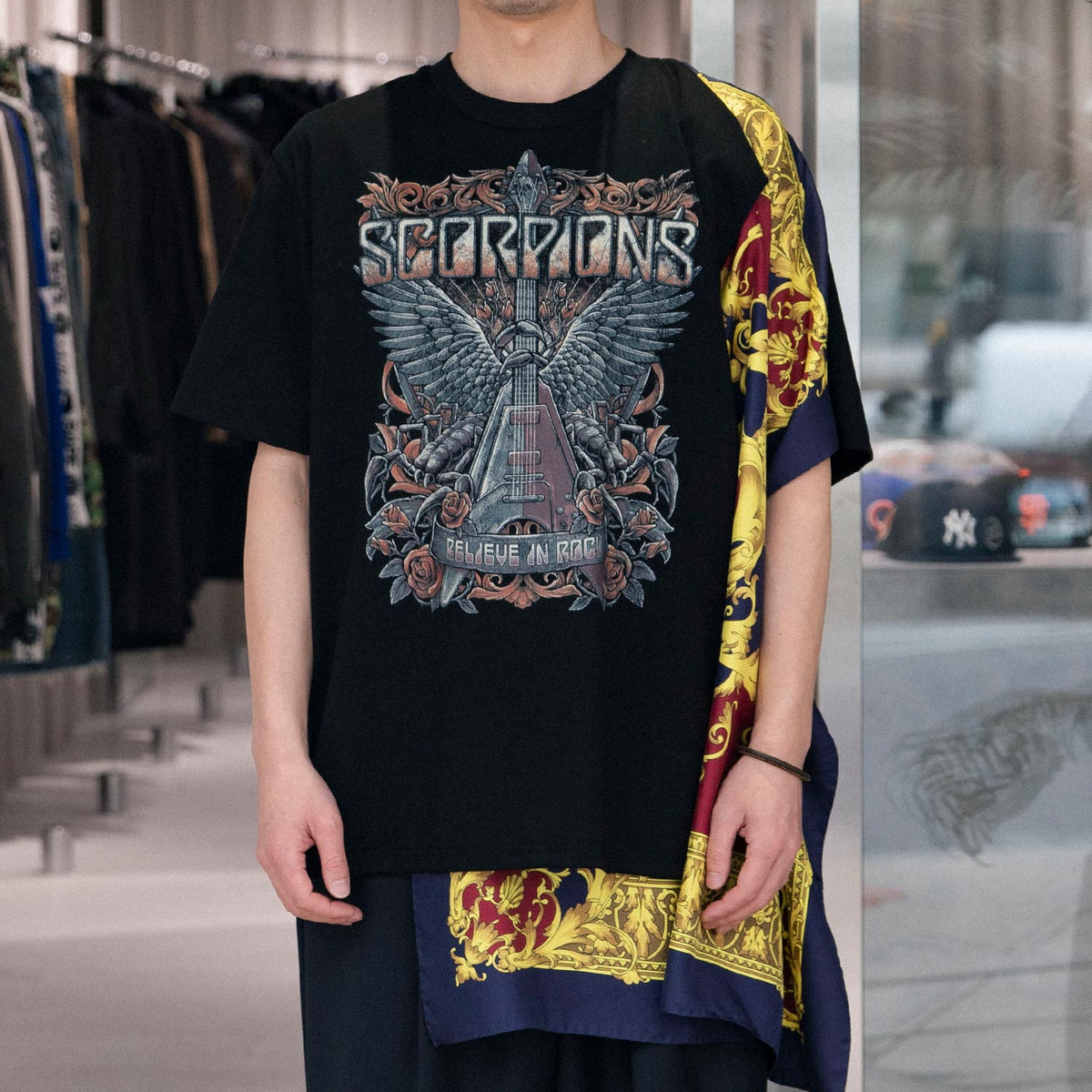 綿度詰天竺プリントSCORPIONS×シルクスカーフTシャツ - JUNYA