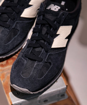 スウェードx合成繊維x合成皮革 Newbalance U471