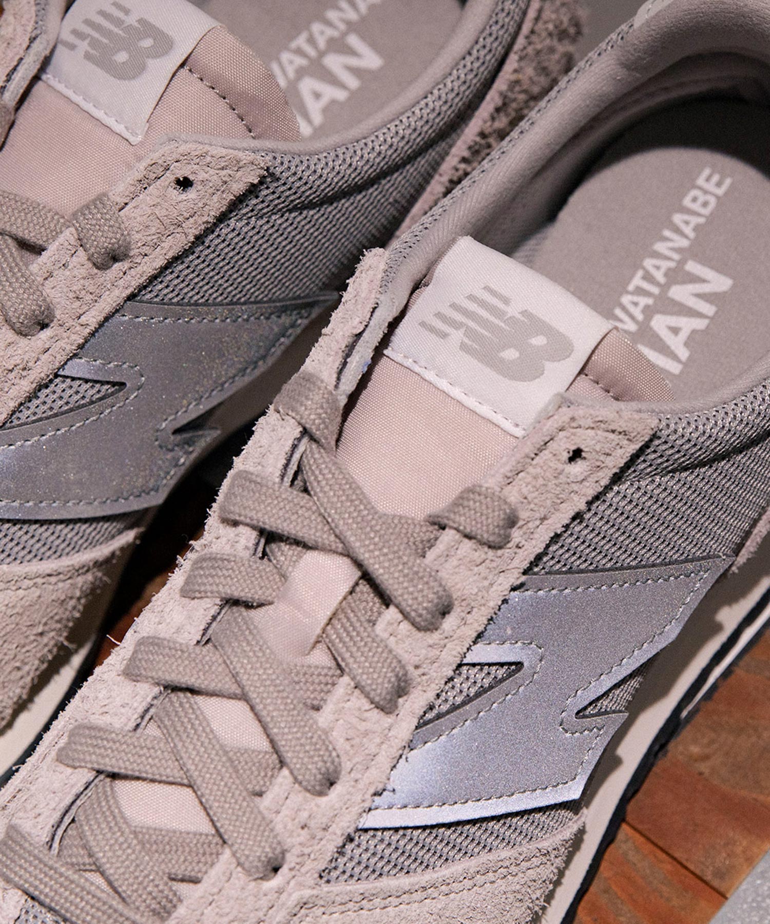 スウェードx合成繊維x合成皮革 Newbalance U471