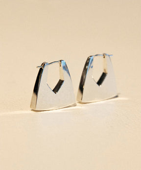 YU-KIN TRAPEZE EARRINGS