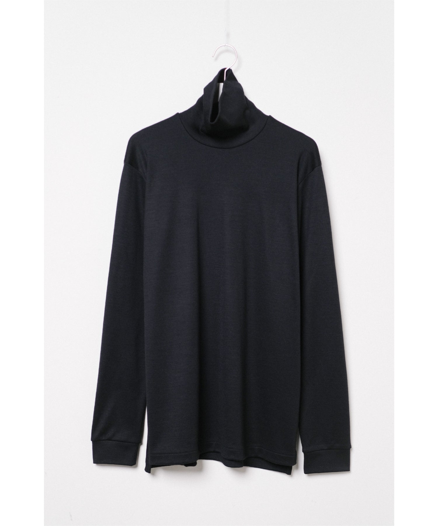 TURTLE NECK T‐SHIRT