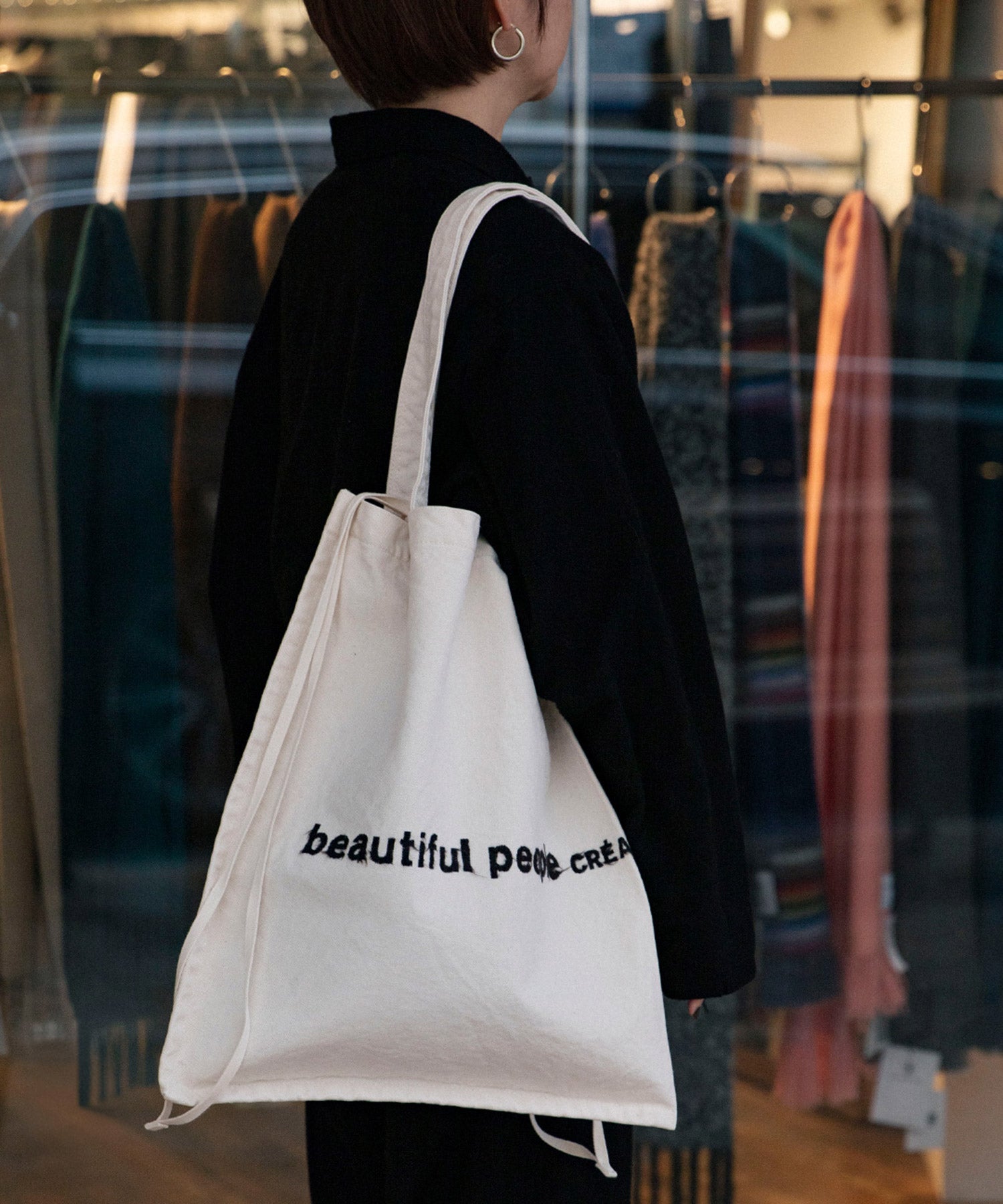 brushed logo gathering bag - beautiful people (ビューティフル
