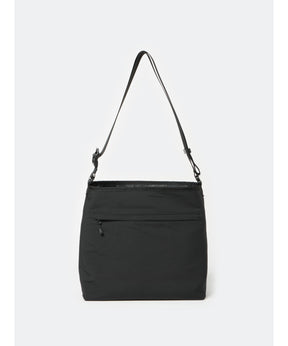 TECH REVERSIBLE ONE SHOULDER BAG