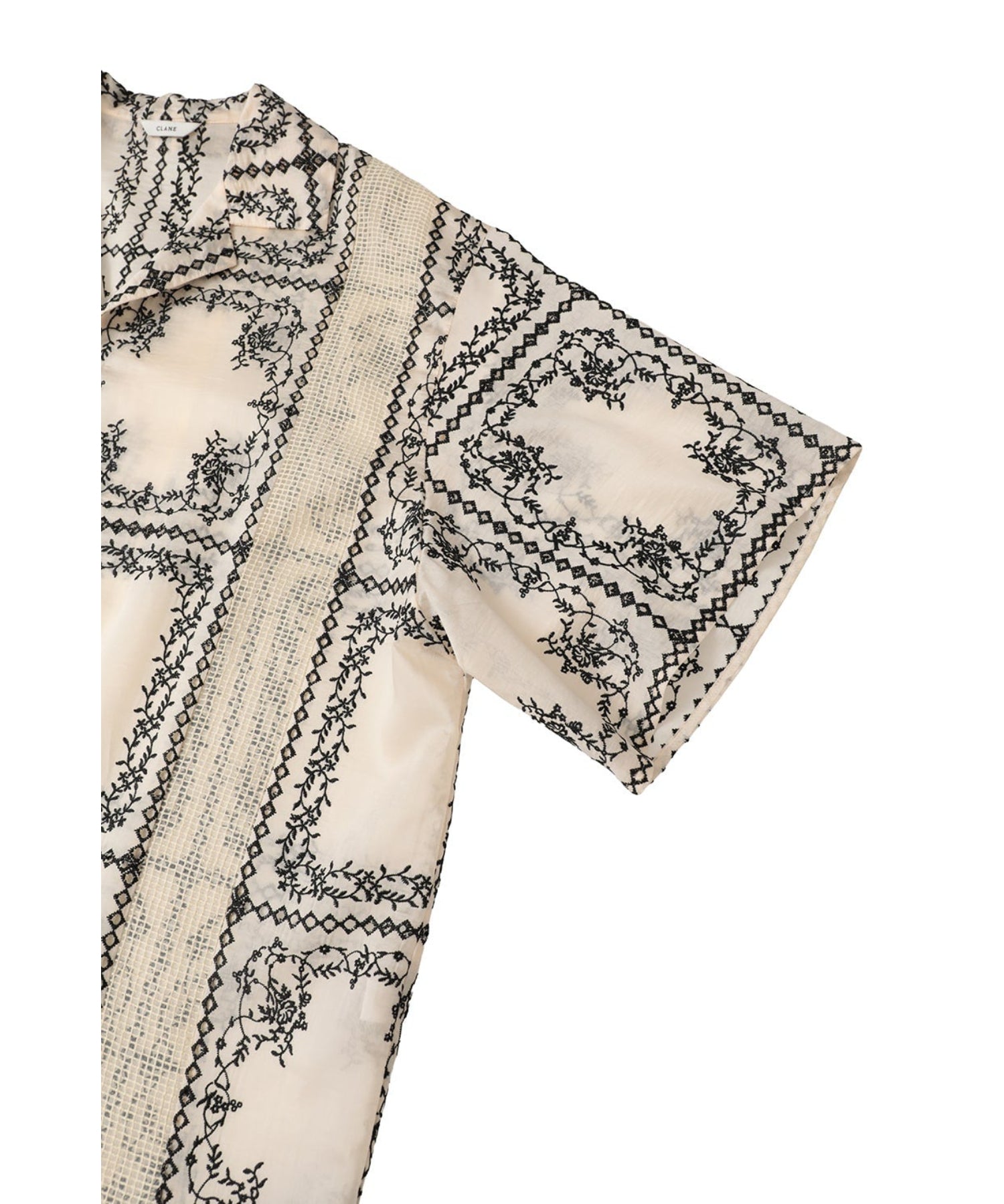 EMBROIDERY LACE BOX SHIRTS