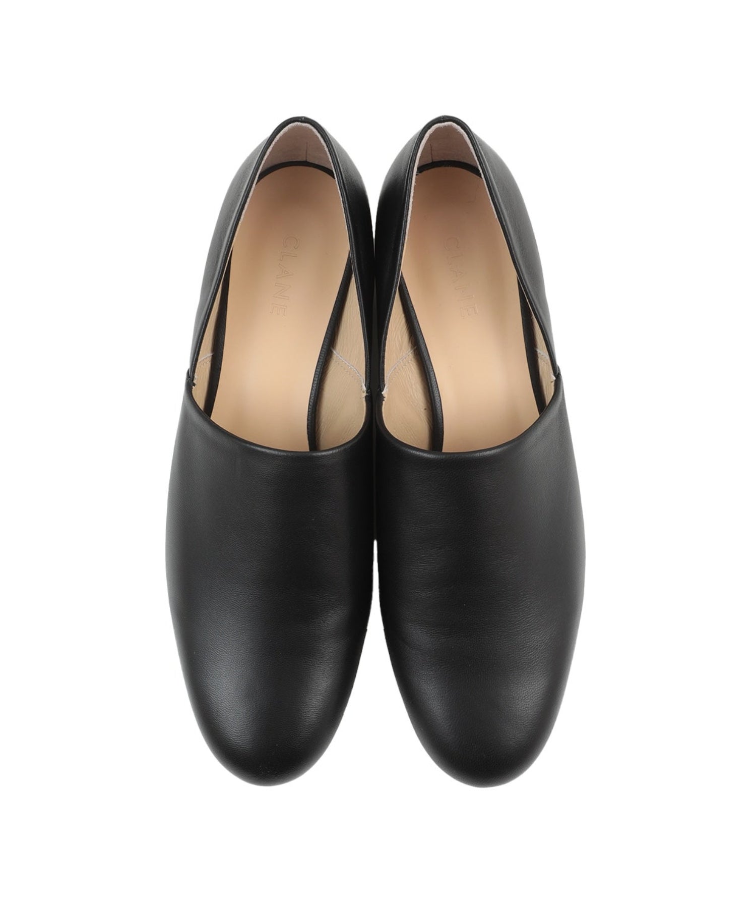SIDE CUT STACKED FLAT SHOES