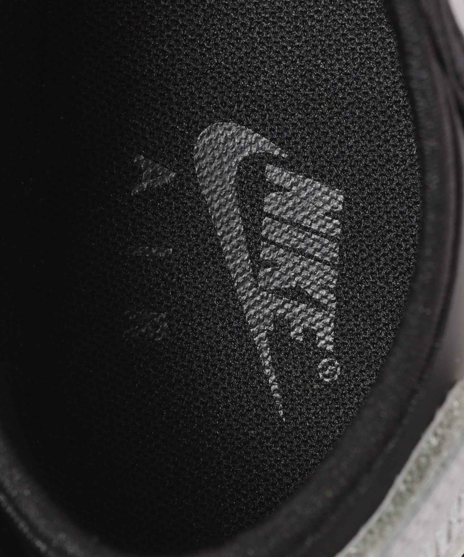 WMNS AIR RIFT