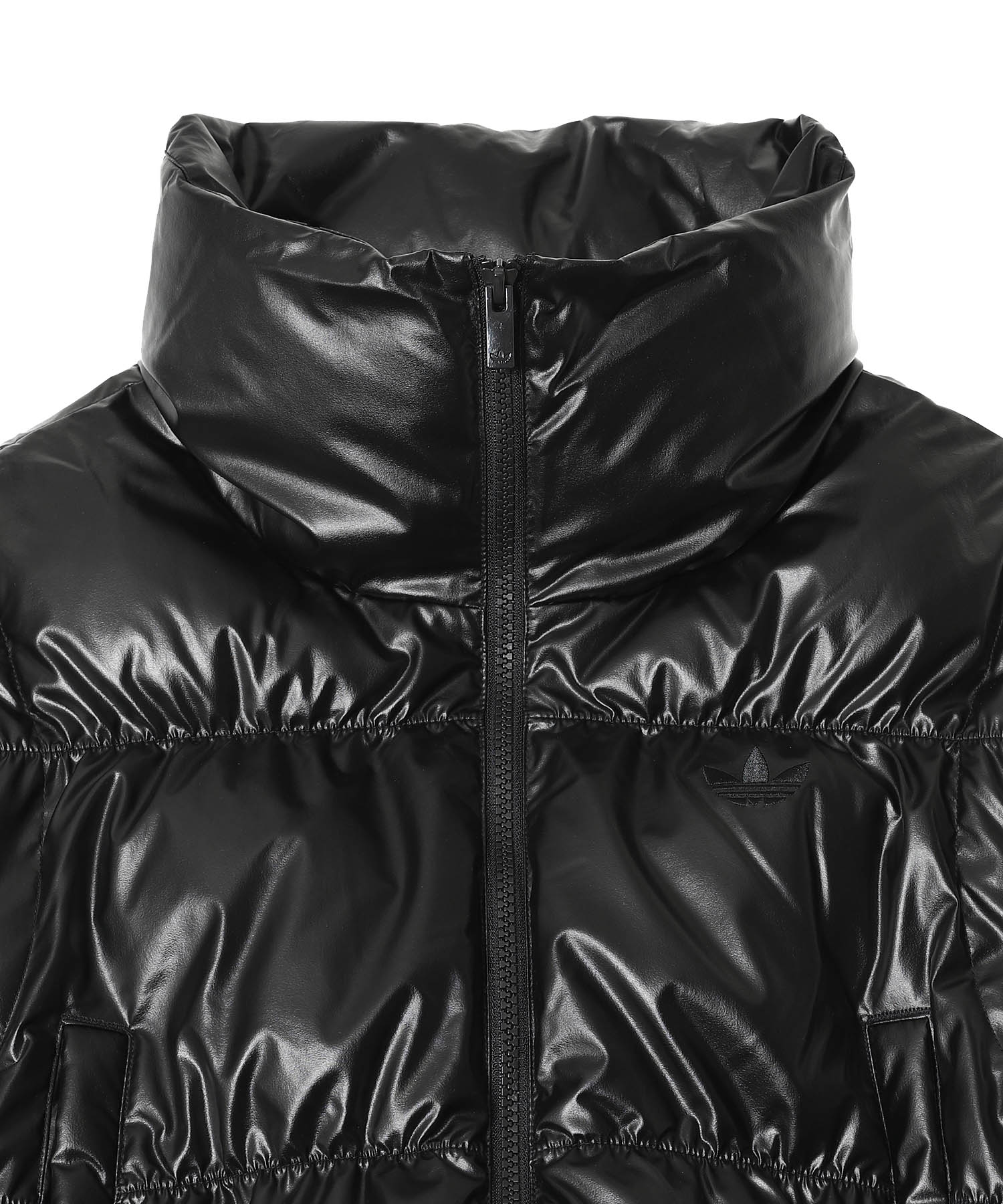 ESSENTIALS グロッシー 2-in-1スタイル クロップド丈 パファー