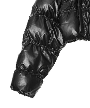 ESSENTIALS グロッシー 2-in-1スタイル クロップド丈 パファー