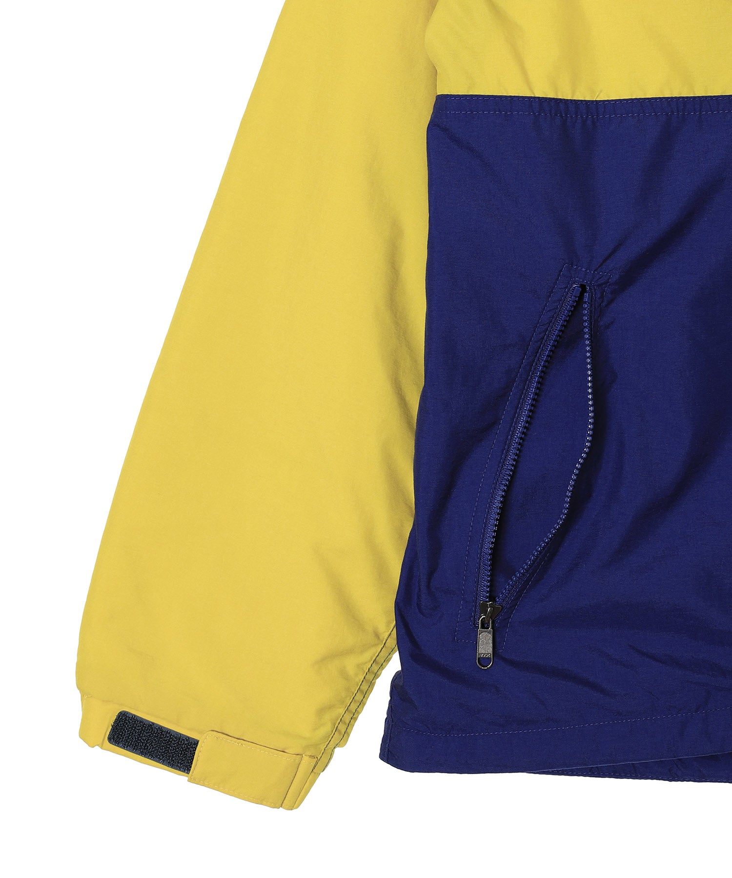 COMPACT NOMAD JACKET