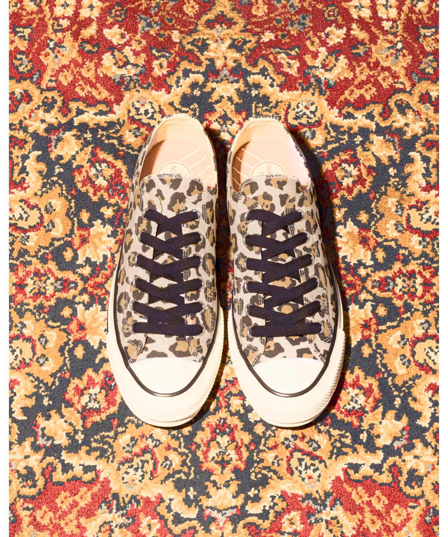 CHUCK TAYLOR MATERIAL OX