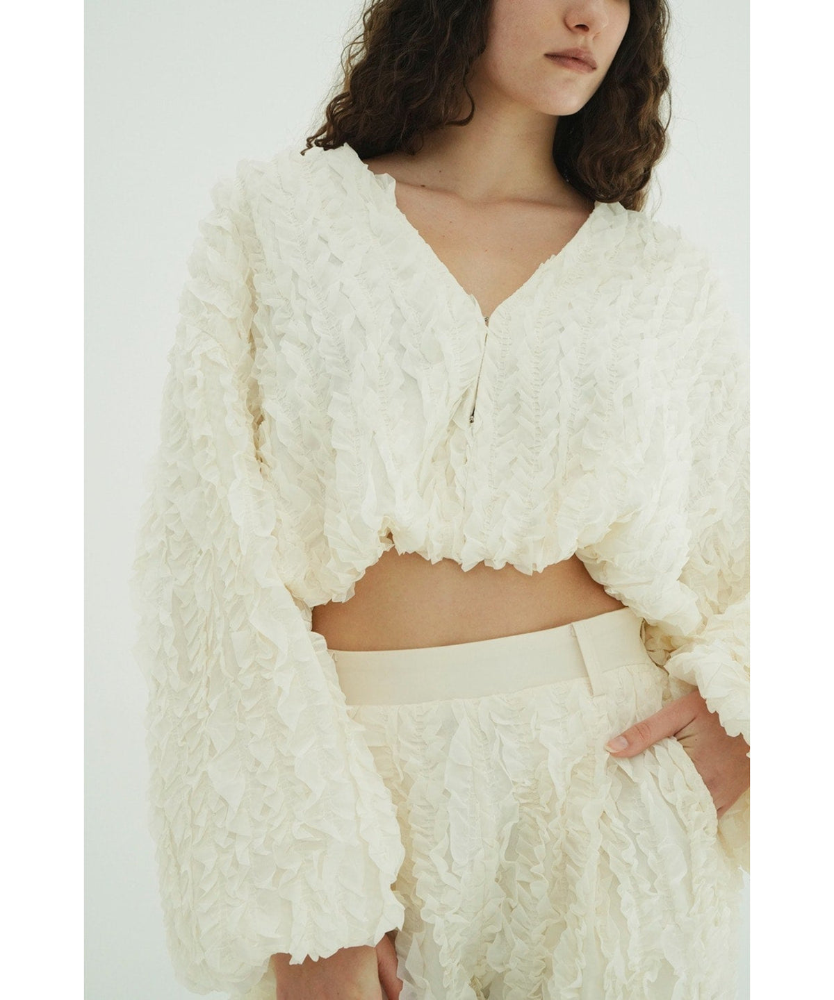 TOPSTITCHED FRILL BOLERO