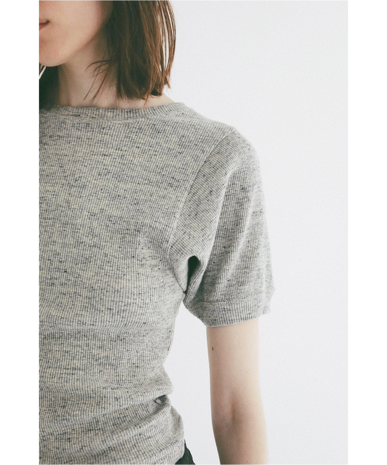 SCOOP SLEEVE COMPACT TOPS