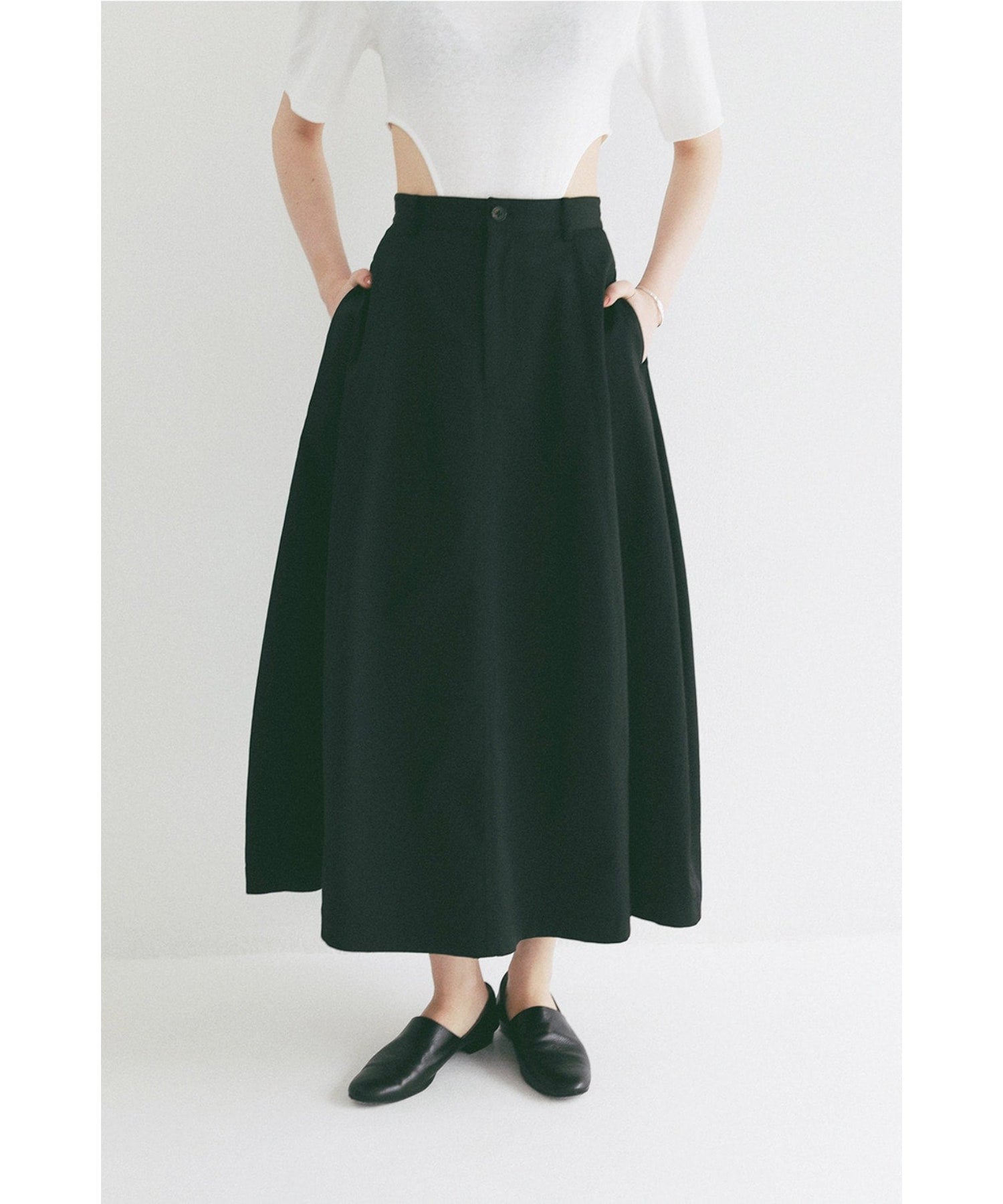COCOON LINE VOLUME SKIRT