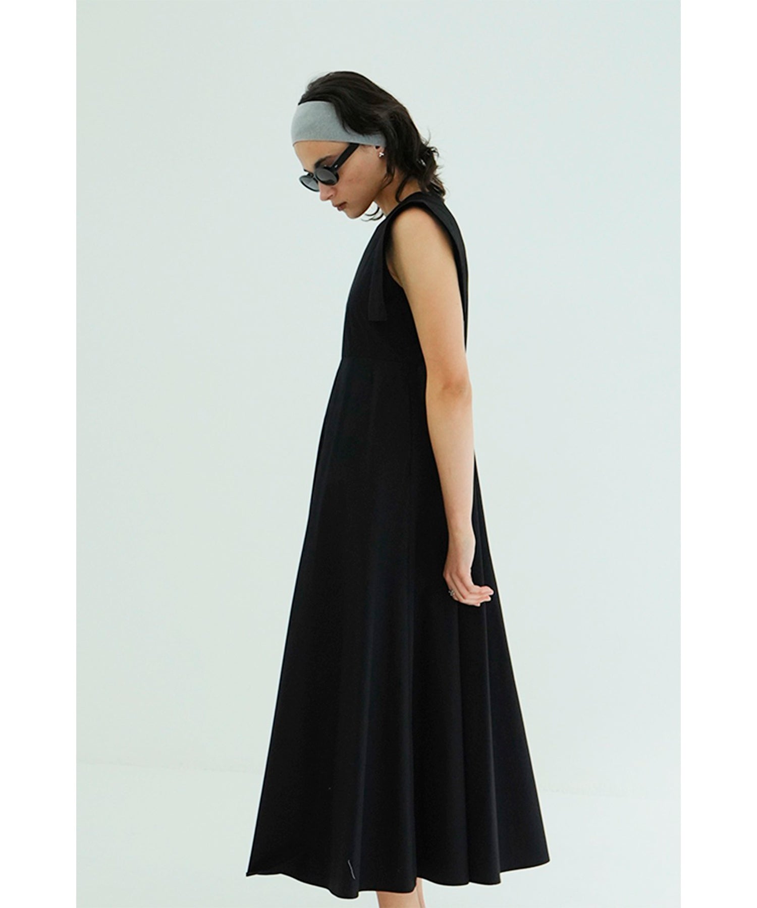 SQUARE SLEEVE ONEPIECE