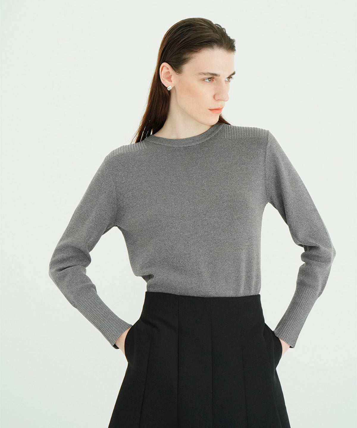 BASIC COMPACT KNIT TOPS
