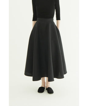 VOLUME FLARE SKIRT