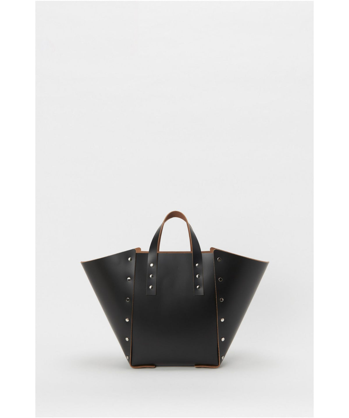 assemble hand bag wide M