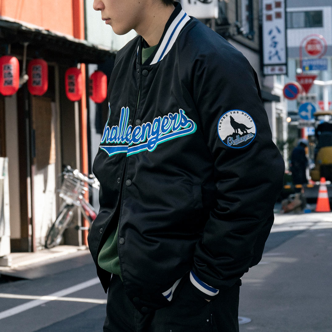 よろしくお願いいたしますChallenger VARSITY JACKET