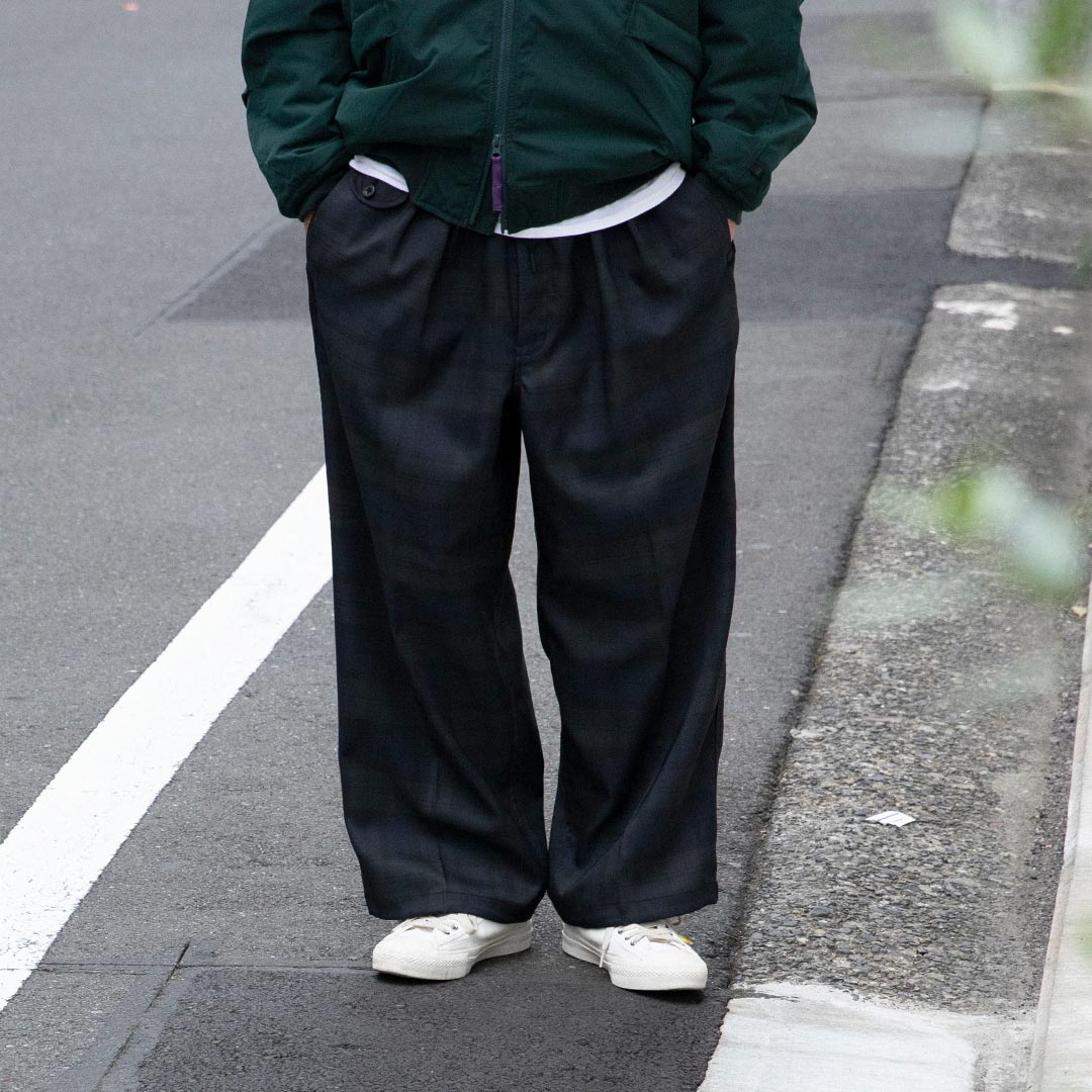 よろしくお願いしますTECH WIDE EASY 2P TROUSERS CORDUROY